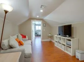 5 Mi to Jack London Square Apt with Shared Yard