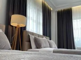 Guest House Nuhellari - Quiet family stay near Osumi Canyons