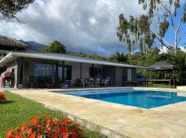 Finca Doña Ime, hotel en Calimita