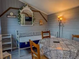 Petit Chalet idéal à la campagne avec wifi et parking