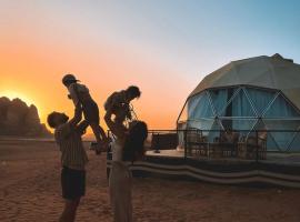 BUBBLE lUXURY RUM JNOPE CAMP, hotel em Wadi Rum