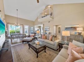 Blue Palm l Minutes to Sandy White Beach l Bike to Rosemary Beach, Hotel in Inlet Beach