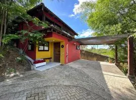 Loft Aconchegante com Atmosfera Intimista em Meio à Natureza – Granja Viana