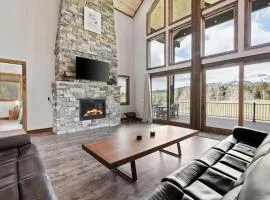White Wolf Lodge - Luxe Estate on 85 Acres