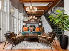 Sonoma Stonehouse Luxury Room in Boutique Hotel