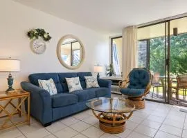 Paradise Green, golf course front near beach