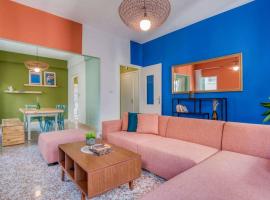 Dalida 2-BR Apt & Balcony in Mar Mikhael, hotel i Al Mudawwar