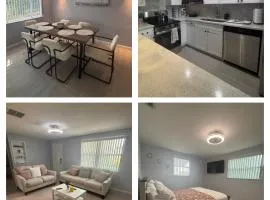 Charming 3BR Family Retreat Near Tarpon Springs