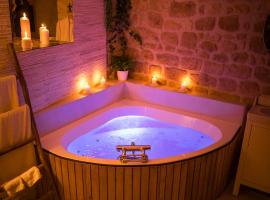 Chez Millouz - Triplex semi-troglodyte, ξενοδοχείο στο Ποντουάζ