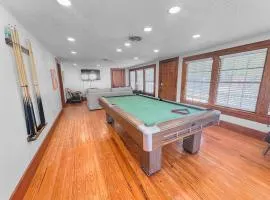 Cole Bin l 3 Minutes to the Beach l Dog-Friendly l Near Redbar and Choringos restaurants