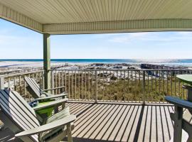 Commodores 101 l Beachfront l Corner Unit with Pristine Beach Views l Community Pool, ξενοδοχείο σε Watersound Beach