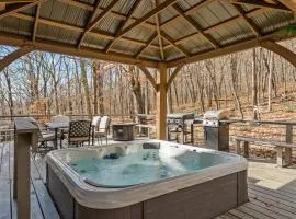Hawk Mountain Song- Massanutten Home with hot tub!