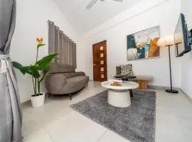 Central 2 bedroom flat