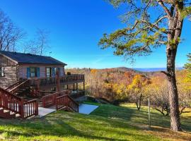 Mountain View Log Cabin - Cozy cabin in the Blue Ridge Mountains- New Property!, hotel in Big Meadows