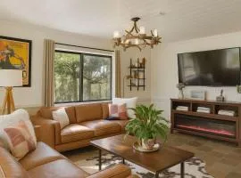 WineCountry Retreat with Casita Bocce & Sunset Views