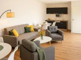 Dat-Fischerhuus-Ankerplatz-zwischen-Bodden-und-Ostsee-in-30-sek-am-Hafen