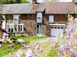 Grand Gîte Ty Lizmaël en Brocéliande- max 10 pers, hotell i Mauron