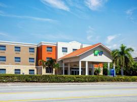 Holiday Inn Express & Suites Lantana by IHG, ξενοδοχείο σε Lantana