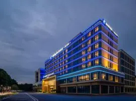 Holiday Inn Express Guangzhou Baiyun Airport T2 by IHG