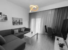 Serres city center modern apartment (Monika)
