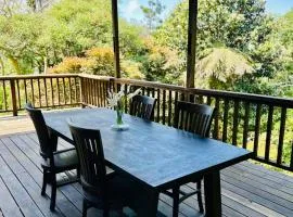 The Sculptors Cottage - Tamborine Mountain
