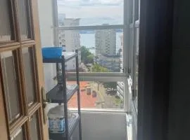 Piso con tres habitaciones en Ferrol