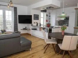 Royal Gardens Apartment 11