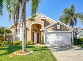 Apopka Family Home with Yard, 13 Mi to Dtwn Orlando, hotel u Orlandu