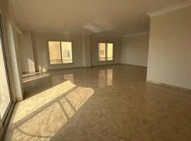 فيلا فاخرة 6 شقق و 2 استوديو و بازمنت