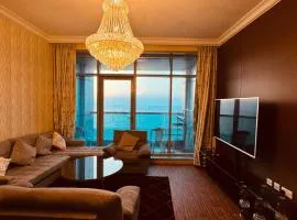 Luxury Sea View Apartment Pool & Gym&jacuzzi