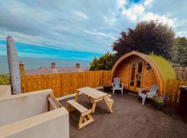 Smugglers Cove, hotel i Widows Row