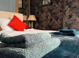 Rock Ferry home, hotel in Birkenhead