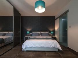 Luna Suites, hotel a San Giuliano