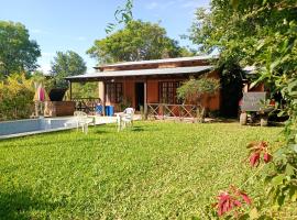 Quinta La Nubia, caba&ntilde;a o casa de campo en Paso de la Patria