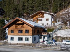 Apart Loisa, αγροικία σε Pettneu am Arlberg