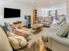 Lodge 52 Una, hotel v destinaci Carbis Bay