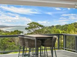 Treetop Break - Waipu Cove Holiday Home