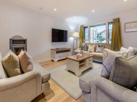 Lodge 74 Una, hotel v destinaci Carbis Bay