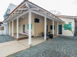 Casa da Tia Nina - Seu refúgio entre a praia e o Parque Beto Carreiro