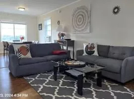 Grand View - Walk to Falls, Casino & Attractions