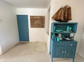 Apartment with pool and beach club access