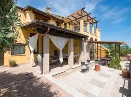 Apartment in Marche with Pool and BBQ