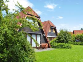 Chalet by Lake Constance with Alpine Views, hotel en Immenstaad am Bodensee