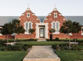 The Benev - Wellness Accommodation, hotel din Beechworth