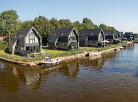 Waterfront Villa w Jetty