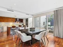 Surf & Saunter Coogee, 3BR Townhouse