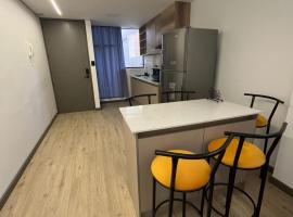 Departamento Minimalista Centro Loja, ξενοδοχείο σε Loja
