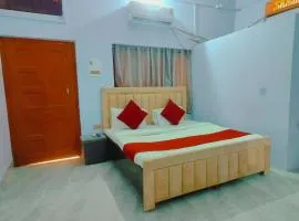 ROYAL STAY NEAR assi ghat