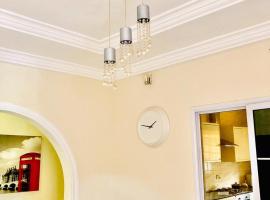 Mcari Suite, hotel v destinaci Tema