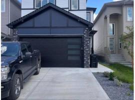 Private room in Basement suite, guest house in Edmonton